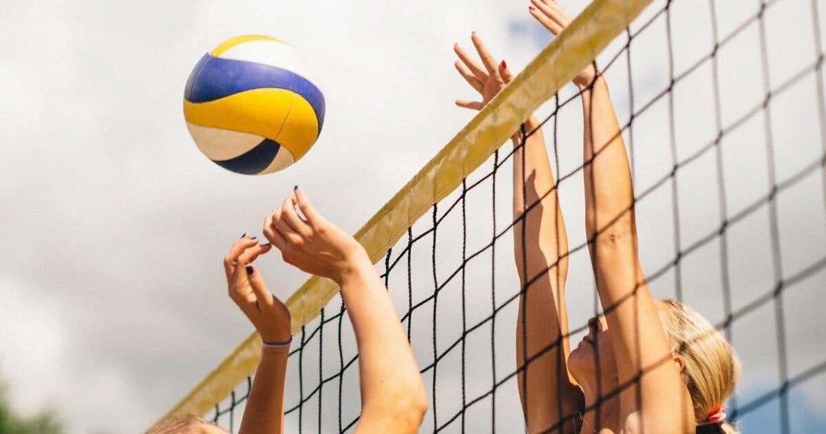 Волейбол.