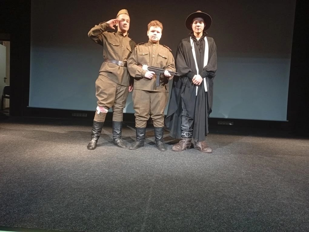 КРАЕВОЙ ФЕСТИВАЛЬ ШКОЛЬНЫХ ТЕАТРОВ.